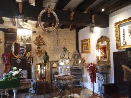 Cabinet de curiosité "La Grange"