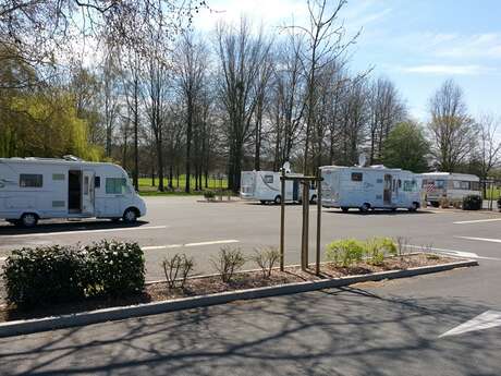 AIRE DE CAMPING-CAR DE FONTENAY-LE-COMTE