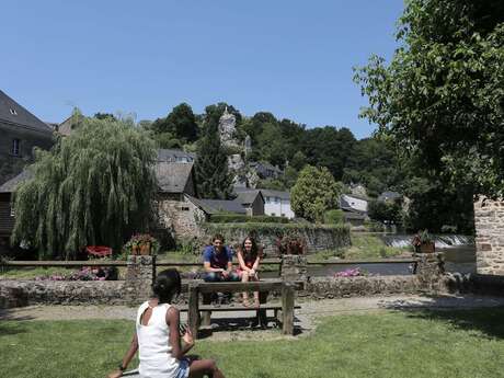 CHAILLAND PETITE CITE DE CARACTERE