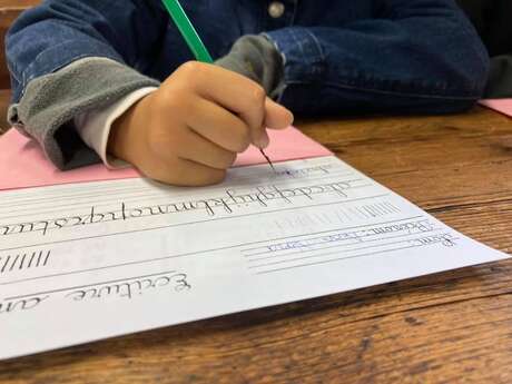Atelier d'écriture au porte-plume