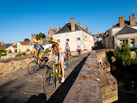 La Vélobuissonnière : Fresnay-sur-Sarthe < > Beaumont-sur-Sarthe