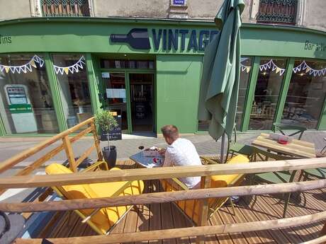 Cave et bar à Vins Le Vintage