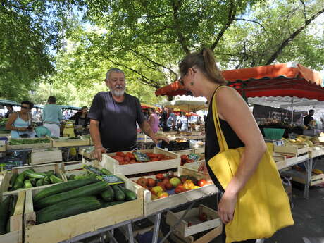 Marché central de Laval