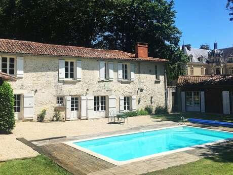 GÎTE "LA FORÊT" - CHÂTEAU DE BOURNEAU