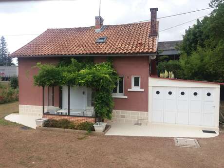 La Maison Rose d'Angliers