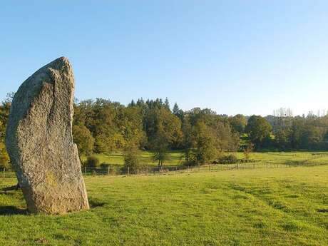 Le sentier du Menhir