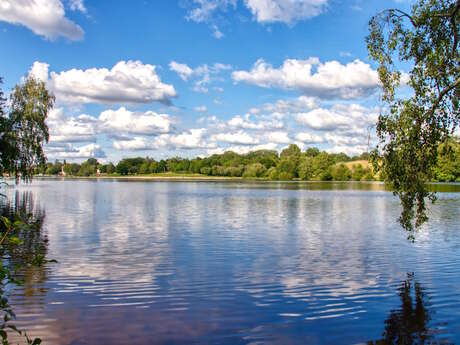 Aire de pique-nique - Lac de Sagnat