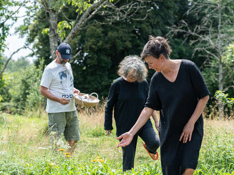 Atelier d'extraction d'indigo avec Isabelle COLLETT