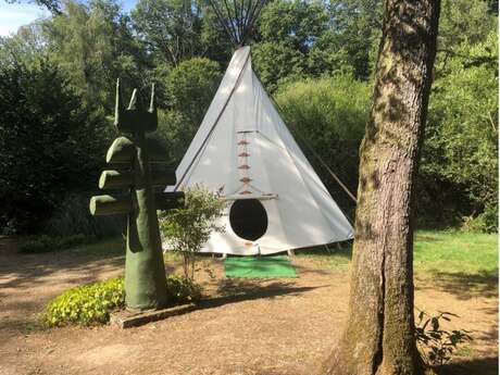 Tipi du Pré en Bulle