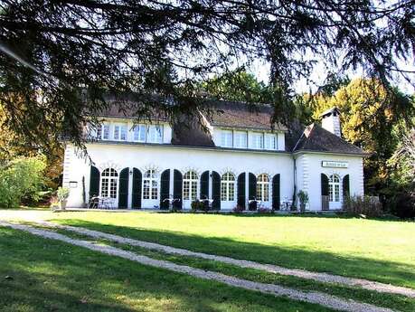 Hôtel Aux berges du Lac