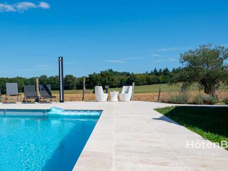 Maison 'Les Lièvres': Oasis de détente climatisée avec Piscine & Jacuzzi