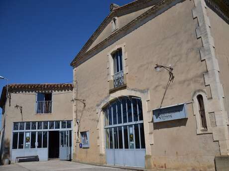 LE THÉÂTRE DANS LES VIGNES