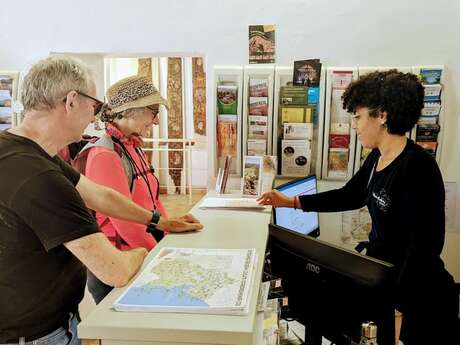 BUREAU D'INFORMATION TOURISTIQUE DE LAGRASSE