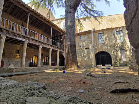 ABBAYE DE LAGRASSE