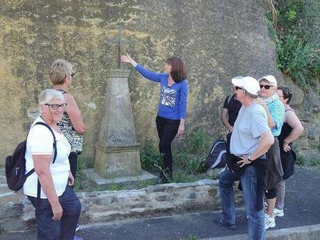 VISITE GUIDÉE -DES SOURCES CHAUDES AU SECRET D'UN PRÊTRE INITIÉ