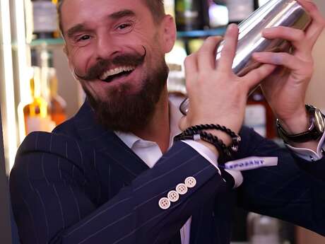 Guillaume Six Bartending