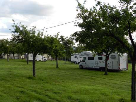 Aire de stationnement - Le Lieu Chéri à Ouilly-le-Vicomte