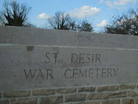 Cimetière militaire Britannique de Saint-Désir