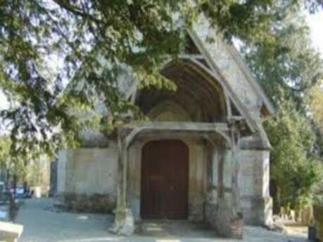 Visite de la crèche et exposition d'habits sacerdotaux - Eglise de Saint Michel de Livet