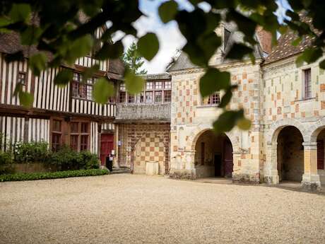 Les Étonnants Patrimoines : Petit architecte