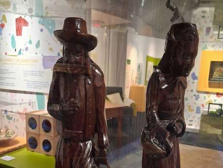 Labomusée Toucher l'art : la matière bois 3-6 ans