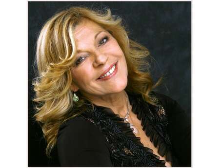 Concert Nicoletta à la cathédrale de Lisieux