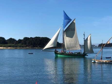 Voiles & Traditions
