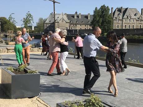 Milonga à la Guinguette Milonga à la Guinguette