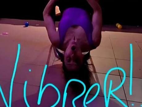 La professeure de gymnastique linguale et Arthur Rideau