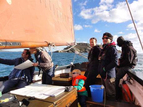 Initation à la voile sur l'Ar Jentilez