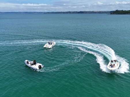 Meka Nautique : excursion en bateau avec skipper