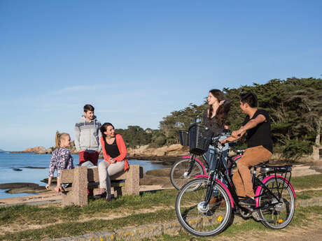 Trégastel à vélo à assistance électrique