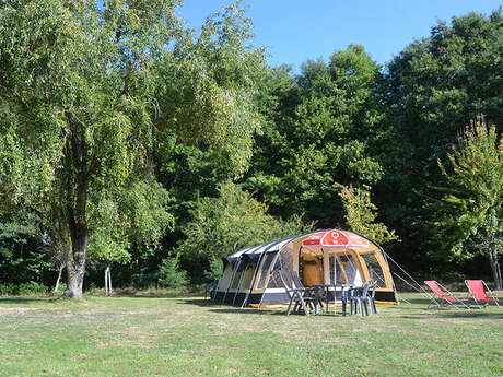 Tente tunnel 'Chevreuil' - Camping Dun le Palestel