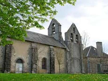Eglise de Magnat l'Etrange
