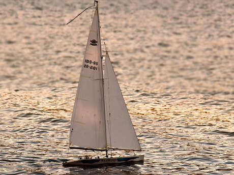 Concours d'arts plastiques | Le voilier