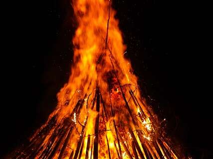 Feu de la Saint-Jean à Ponchapt