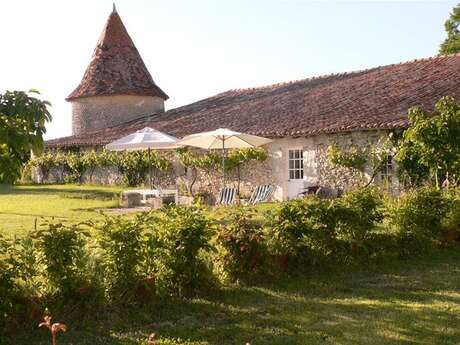 Château Clauzuroux - Gîte du Chai