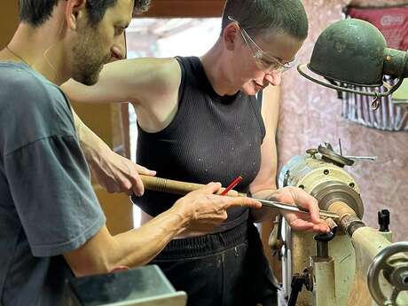 Savoir-faire au rendez-vous - Tournage et sculpture sur bois