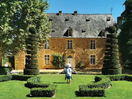 Visite théâtralisée au manoir : Préséances de courtoisie & savoir vivre à la française