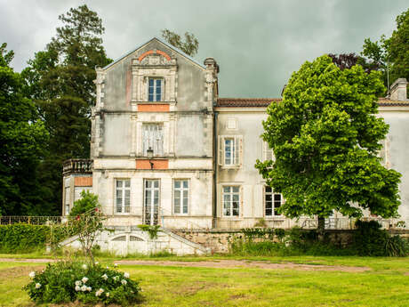 Théâtre immersif & atelier mellifère  - Châteaux en fête