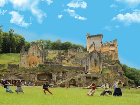 Les vacances d'été au Château de Commarque
