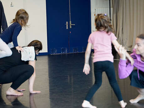 Mimos (Autour du festival) : Atelier parents-enfants