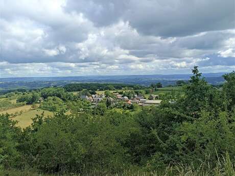 Point de vue sur la Corrèze - Grèzes