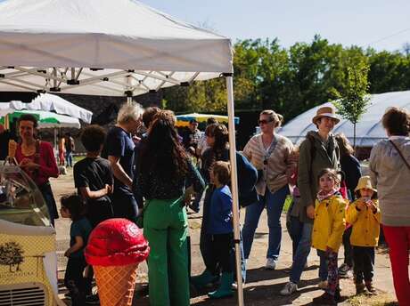 On fête les deux ans de la ferme des HAPPY CULTORS