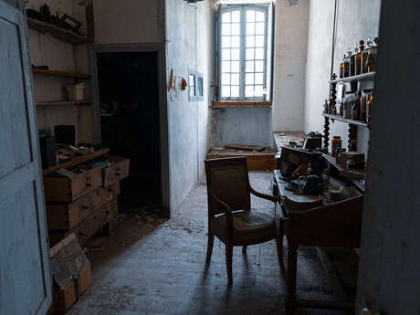 Château de Fayolle - Visite façon Urbex