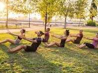 Séance de yoga en plein air