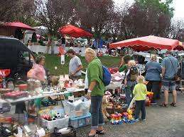 Vide grenier - Brocante à Plazac