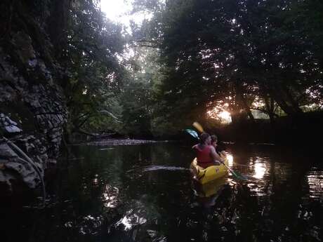 Balade nocturne en canoë sur l'Auvézère