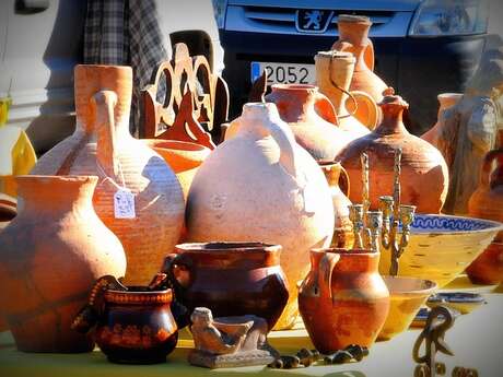 Vide-grenier à Mouzens