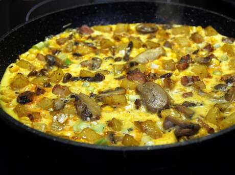 Vide-grenier et omelette à l'aillet